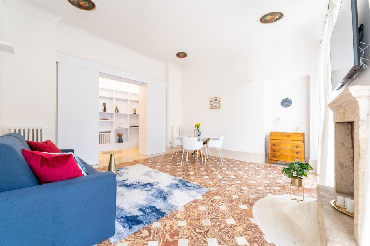 Corso Cavour Luxury Apartment Verona Esterno foto