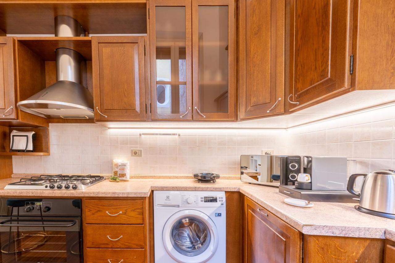 Corso Cavour Luxury Apartment Verona Esterno foto