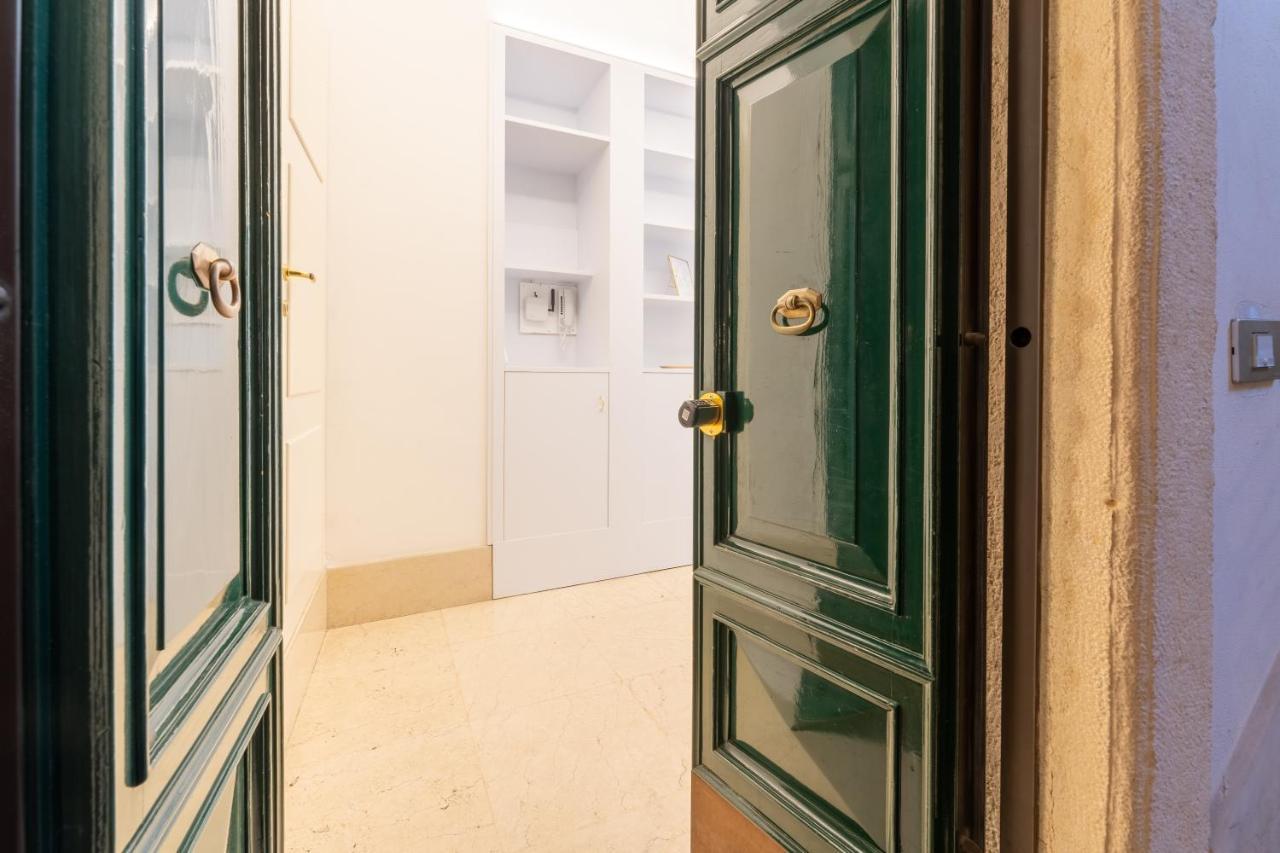 Corso Cavour Luxury Apartment Verona Esterno foto