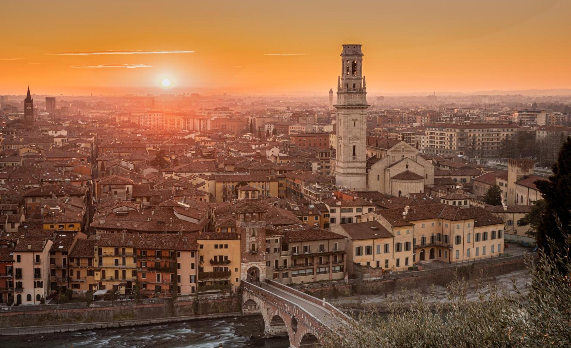 Corso Cavour Luxury Apartment Verona Esterno foto