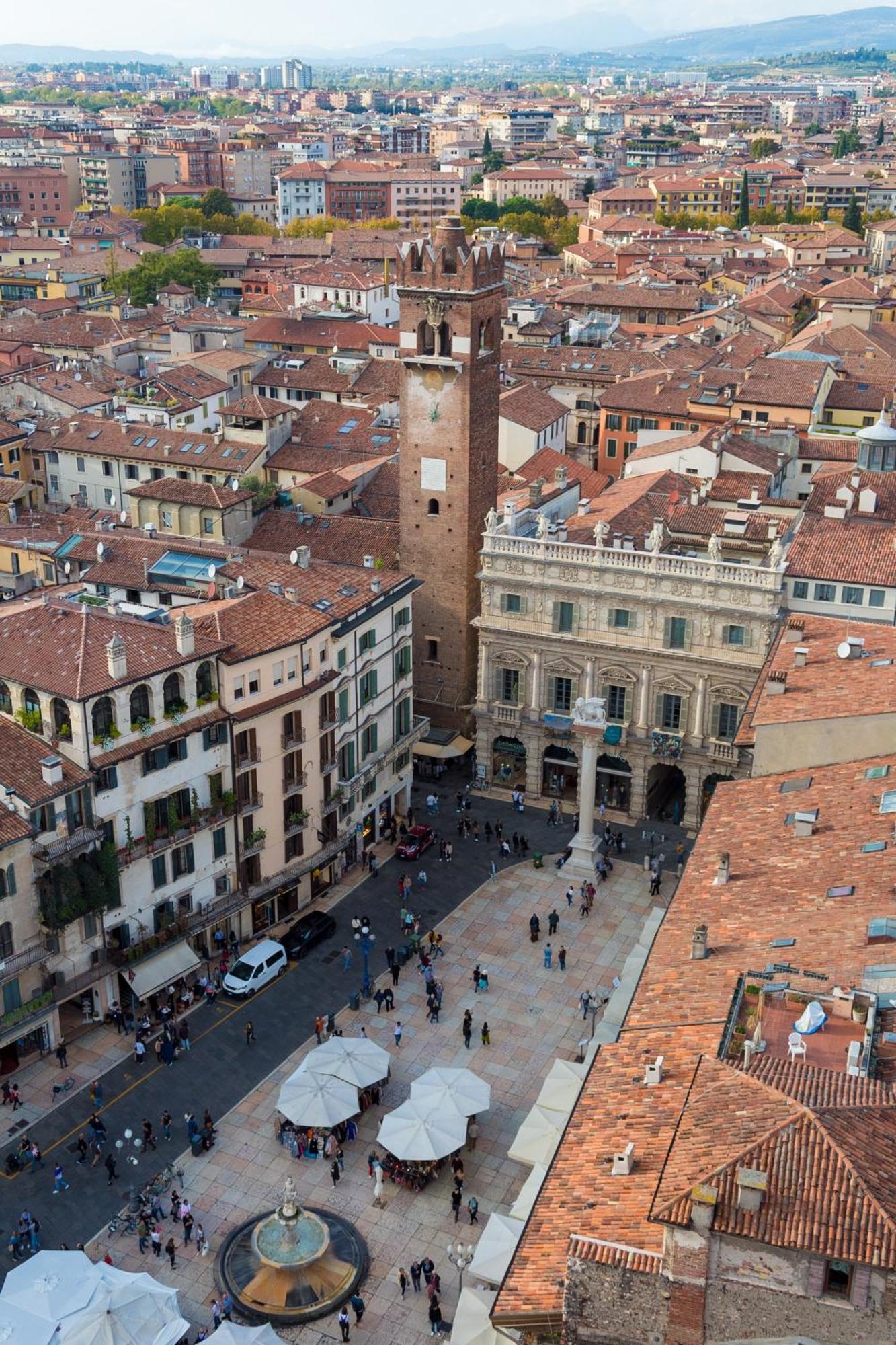 Corso Cavour Luxury Apartment Verona Esterno foto